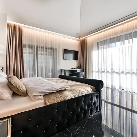 Diamond Sveciu Namai Aparthotel *
