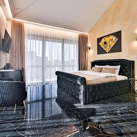 Diamond Sveciu Namai 4* Kaunas