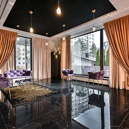 Diamond Sveciu Namai Aparthotel *