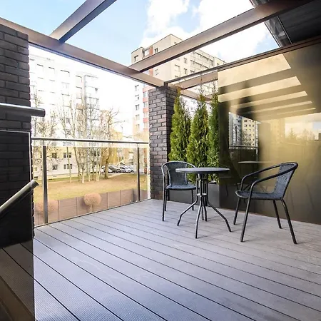 Aparthotel Diamond Sveciu Namai *