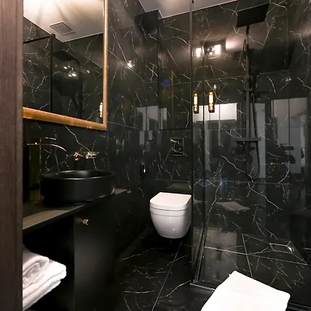 Diamond Sveciu Namai