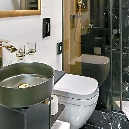 Diamond Sveciu Namai Kaunas