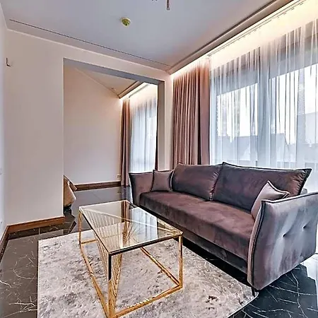 Diamond Sveciu Namai 4* Kaunas