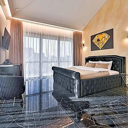 Diamond Sveciu Namai Aparthotel Kaunas