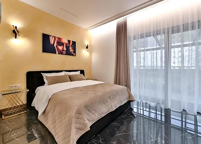 Diamond Sveciu Namai