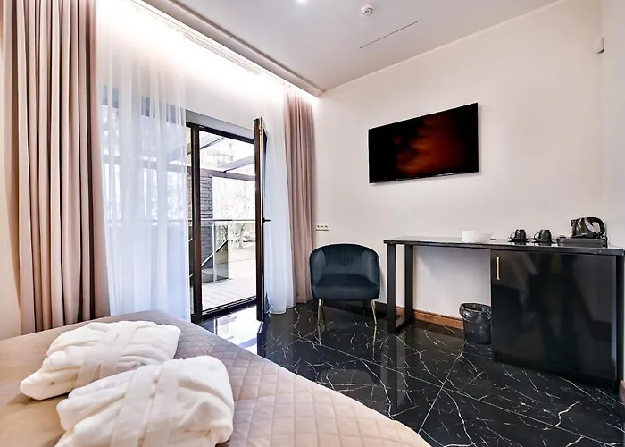 Diamond Sveciu Namai 4* קובנה